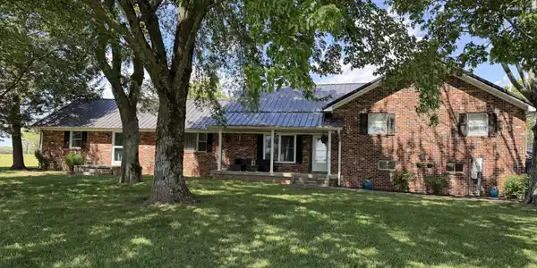 566 Clarence Finney Rd