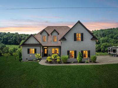 700 Johnson Hollow Rd