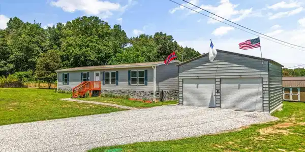 158 Frankfort Rd