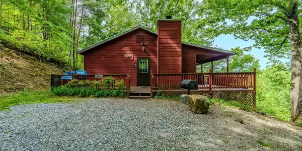 3476 Bear Mountain Lane