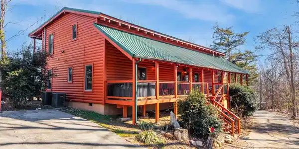 1707 Ridgecrest Drive