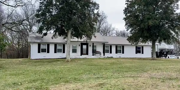 358 Stephenson Rd