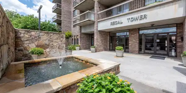 411 Regal Tower