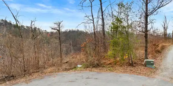 7 Lone Ridge Drive