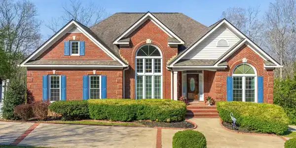 1953 Ridge Point Drive NW