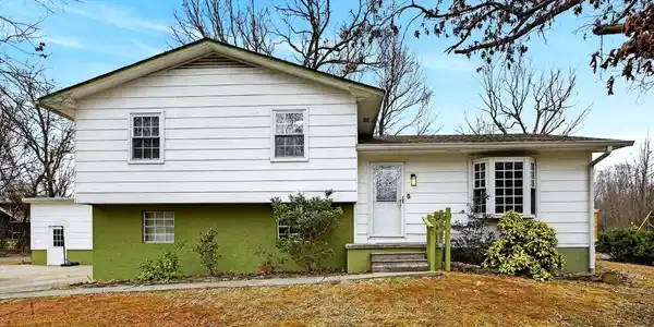 179 Central Avenue