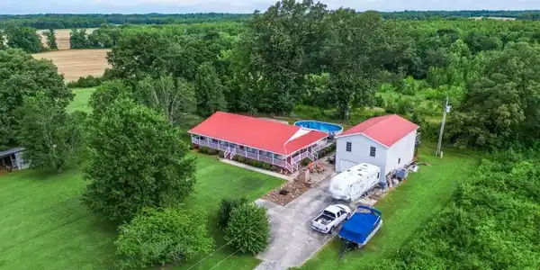 219 Thomas Farms Ln