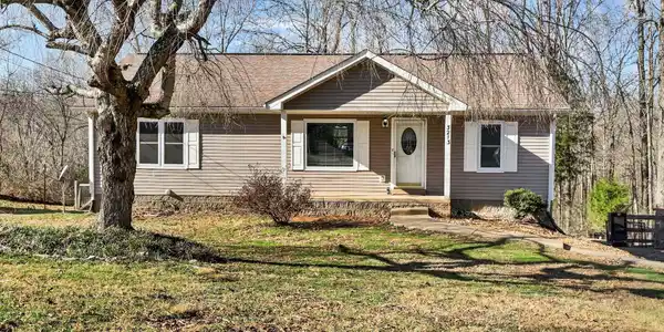 3213 Backridge Rd