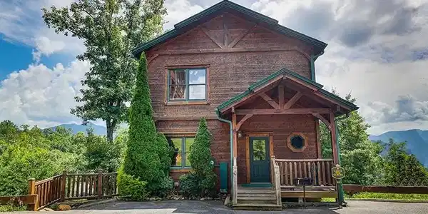 821 Great Smoky Way