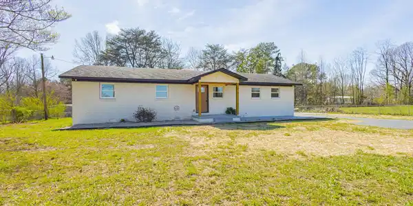 32 Manley Rd