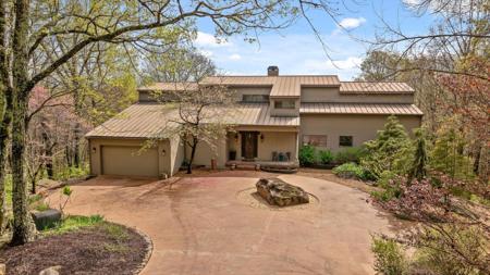 1544 Greer Lane