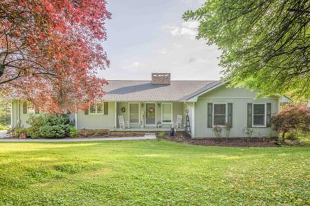 813 Stiner Ln