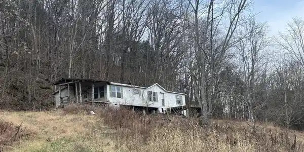 1 Lick Creek Rd