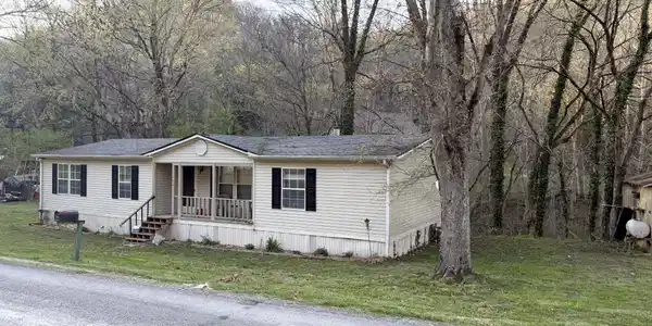 270 Cooper Ln