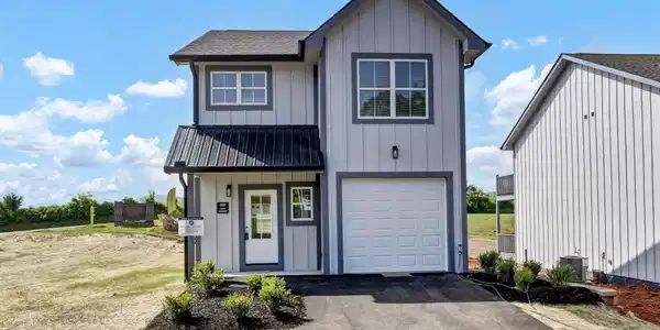 922 Lacy Court