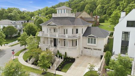 501 Bonaire Ln