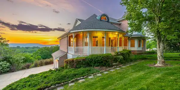 817 Harris Drive