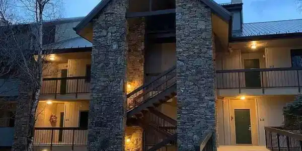 1130 Ski View Drive