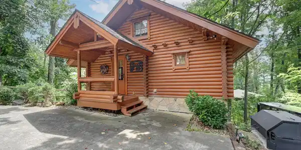 917 Pine Cone Way