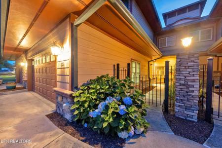 351 Monroe Pvt Drive
