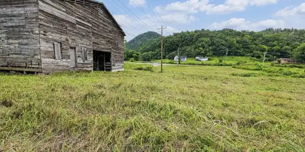 253 S Highway 107