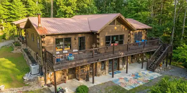 575 Ironsburg Rd