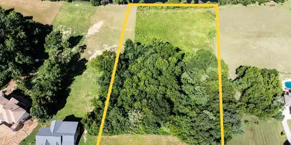 72 Espalier Drive