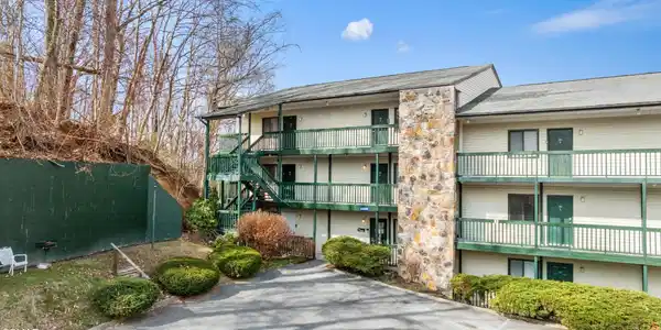 1102 Ski View