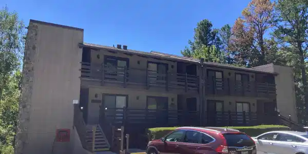 1081 COVE Road