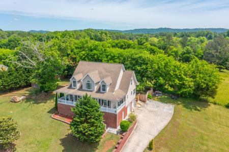 199 Falcons View Drive