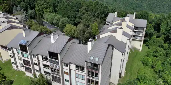 1130 Ski View Drive