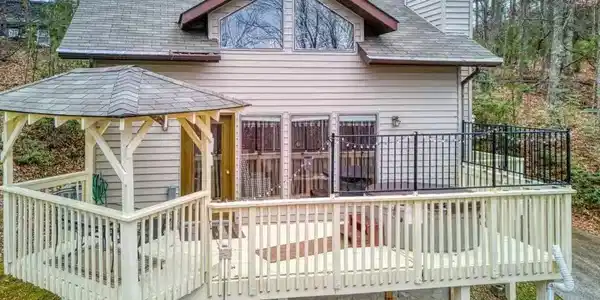 1434 N Arbon Lane