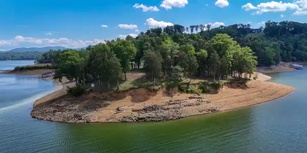 123 Ridge Point Trl