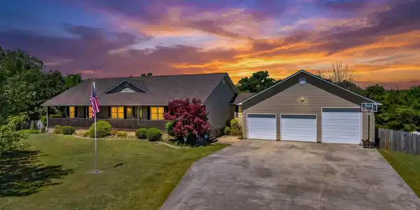 140 Windsong Drive