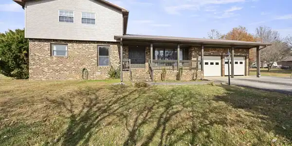 131 Freedom Ln