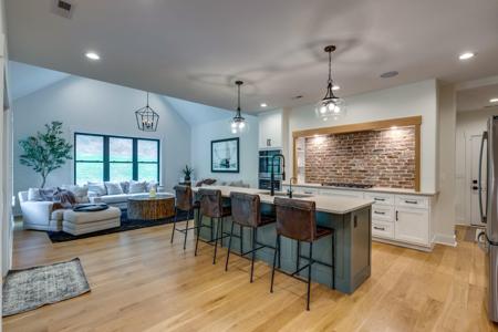 564 Mt Olive Cemetery Rd