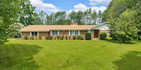 906 Moringside Drive
