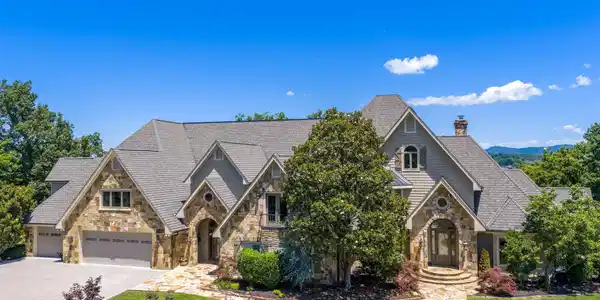 2205 Battle Hill Road