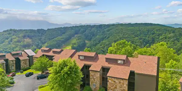 1380 Ski View Drive