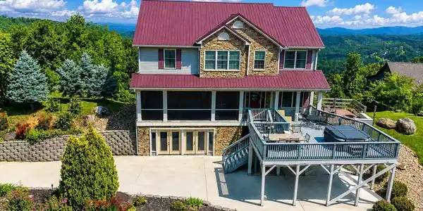706 Chestnut Drive