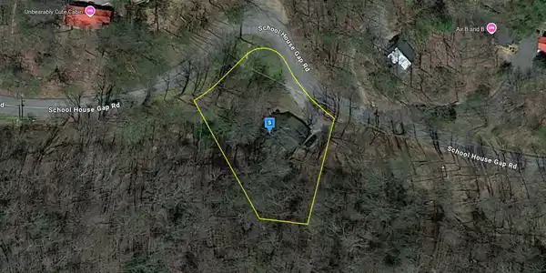 1450 School House Gap Rd