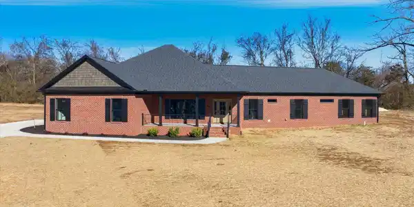 235 Charlie Lane
