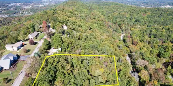 9677 Bowen Trail
