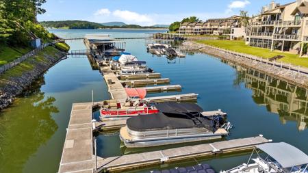 4274 Lakeshore Lane
