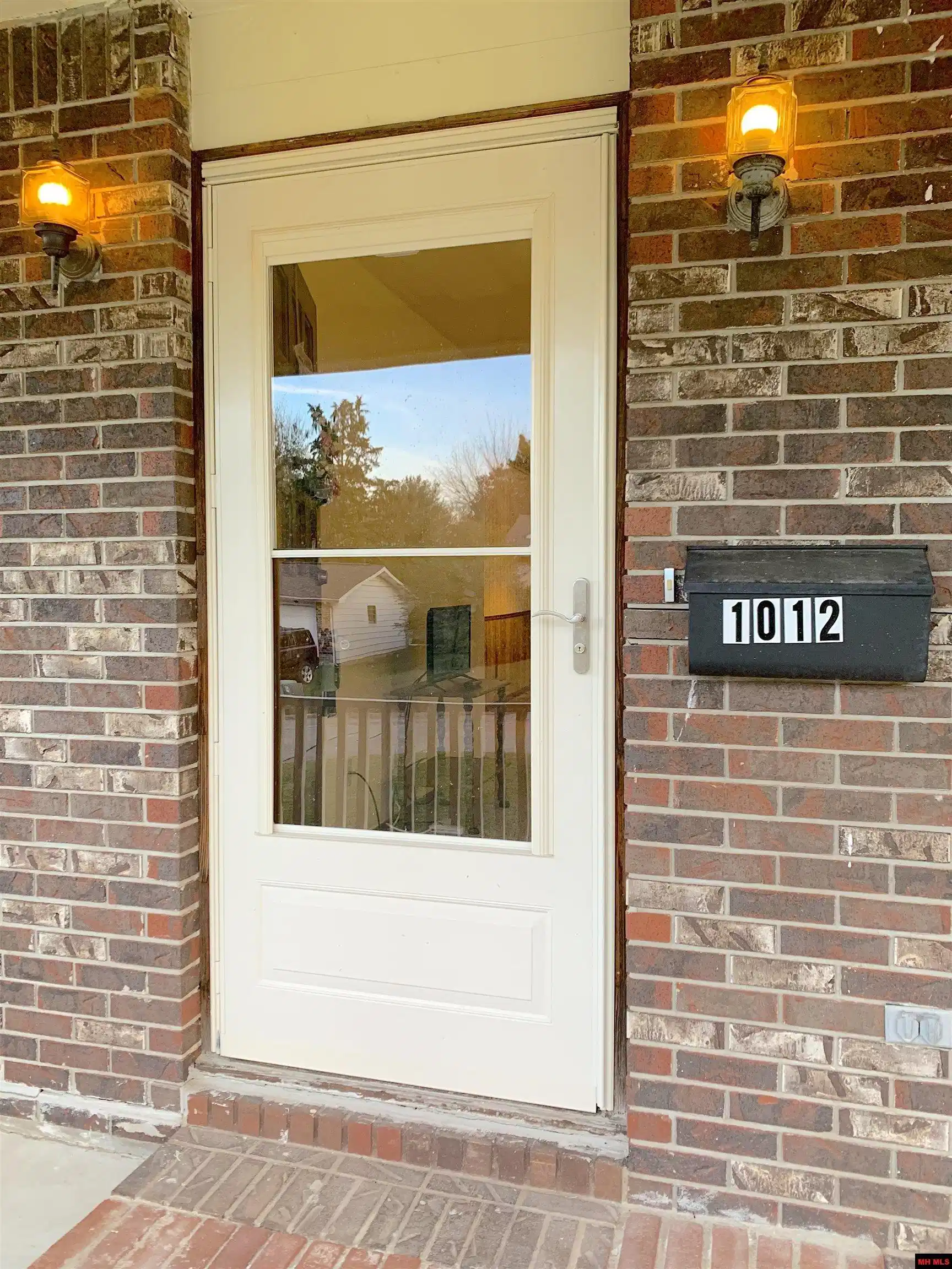Image 1