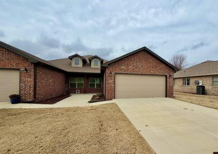 236 TURNBERRY COURT
