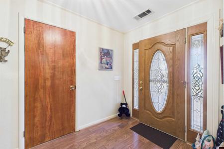 910 WINDBROOK STREET