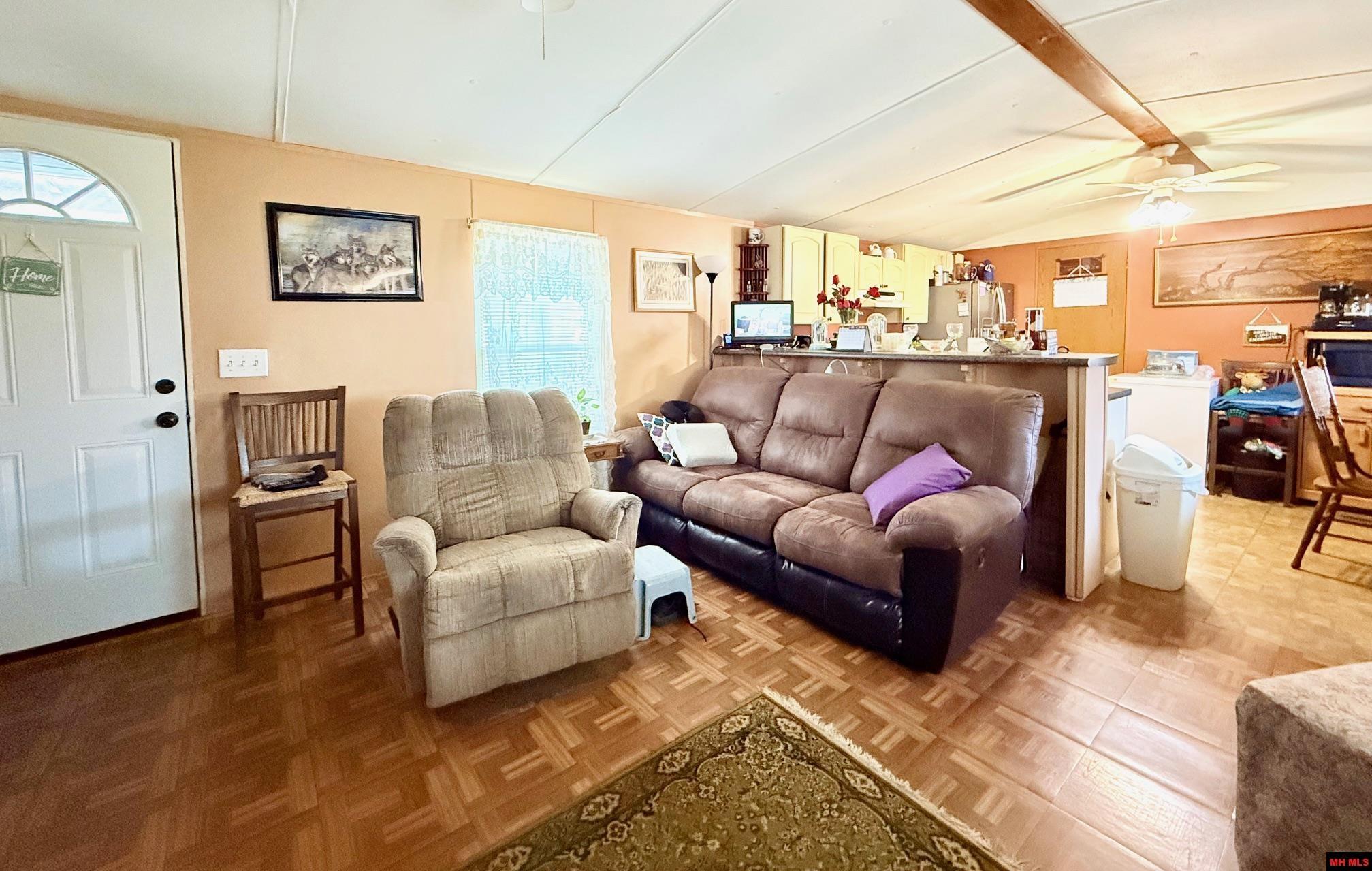 Image 2: Living Room