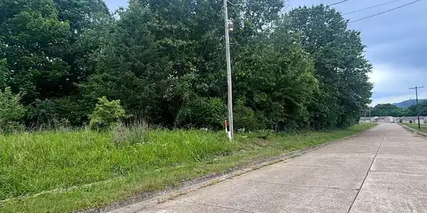 770-05060-002 E INDUSTRIAL PARK