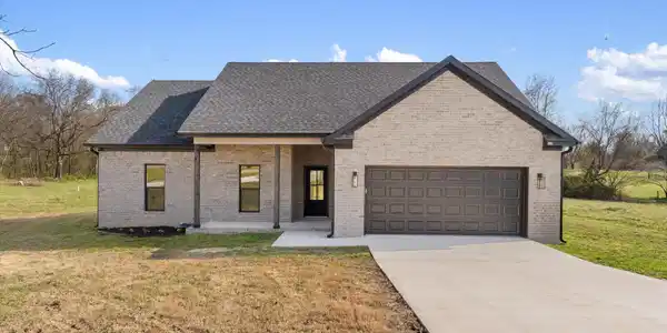 28 SISNEY DRIVE